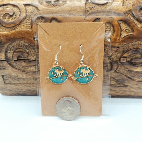 Celestial Cat Earrings Green - Picture 2 of 2